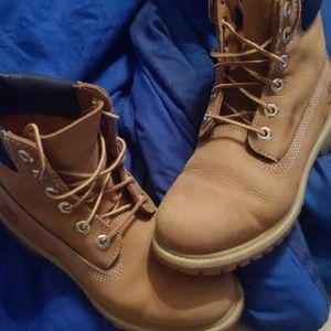 👌 Women Timberland size 7.5